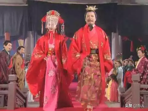 000年龙和龙的婚配属相好吗，2000年的龙男和龙女相配么"