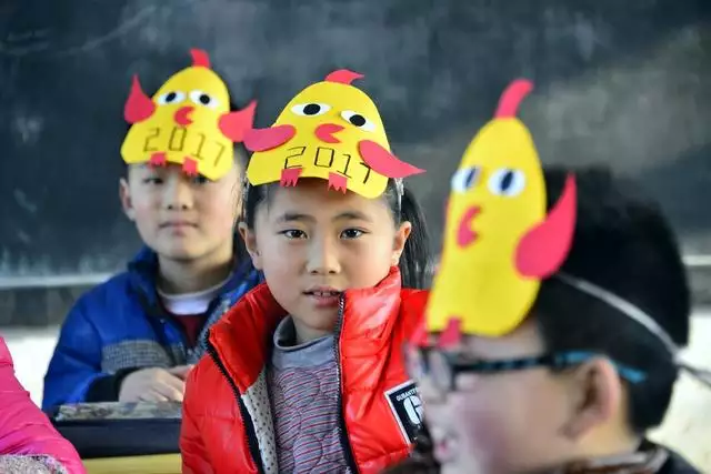 属猴的今年多少多大了几岁，属鸡的今年多少岁