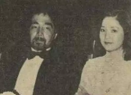 八八年生肖龙一生婚姻，82属狗一生有几次婚姻