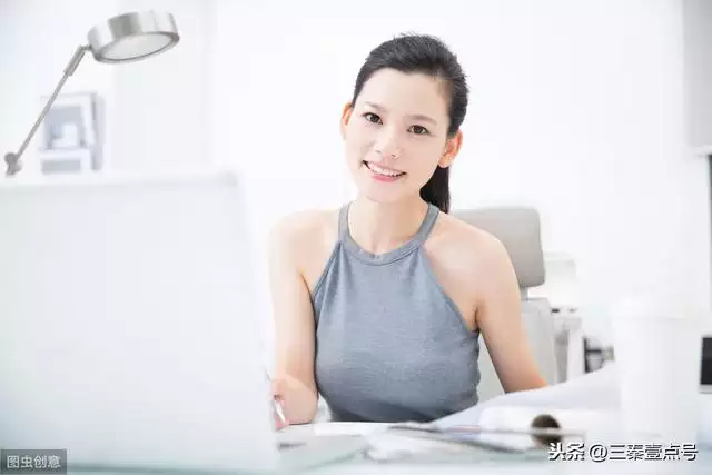 3属猪什么时候翻身谢手座女，83年属猪人三大坎"