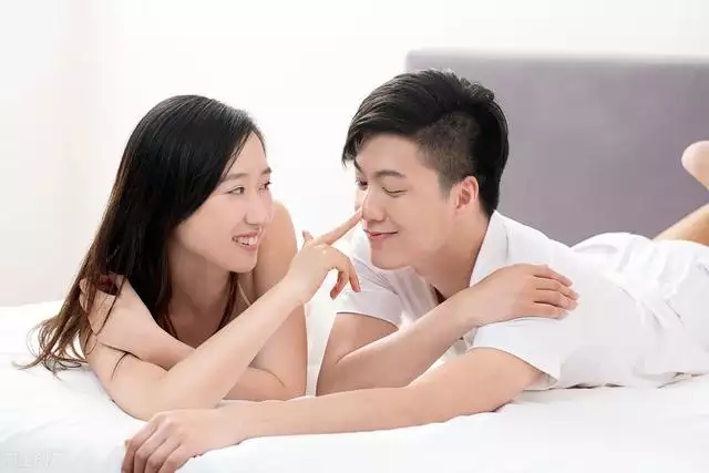 属猴男出轨后会离婚吗，1992属猴女的一生婚姻