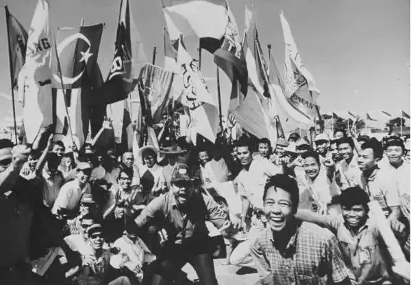 952属龙女人会死于哪年，1952年女属龙一生大劫年"