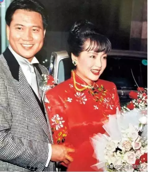 属蛇男人更佳妻子2002，属蛇男人的性格和脾气