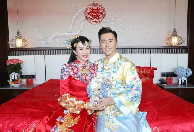 979属羊有几段婚姻，79年属羊女一生的婚姻"