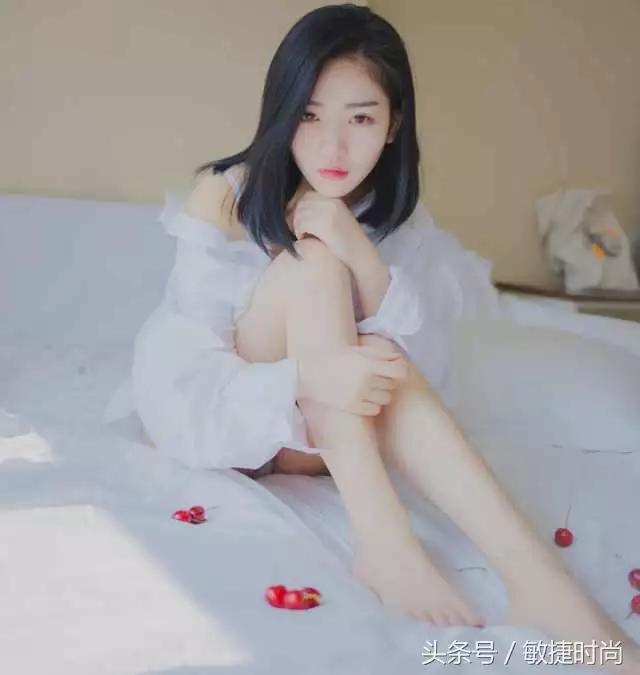 022年下半年属鸡女爱情，93属鸡女2022