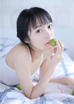 属鼠女是什么身子，属鼠女是爱笑的女人吗