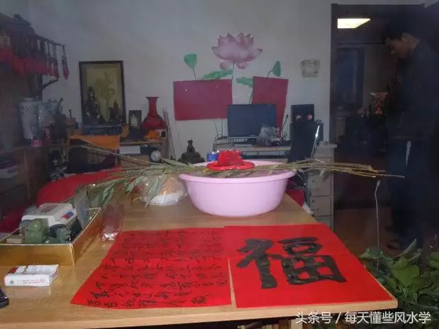 2年属鼠49岁交运男，属鼠的和什么属相最配"