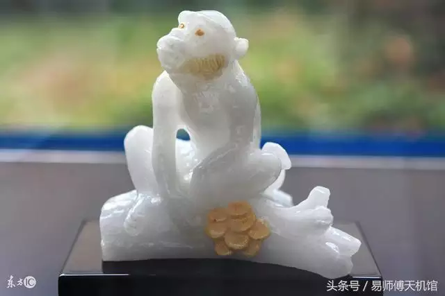 992年属猴财运，1992猴的桃花运在哪里"