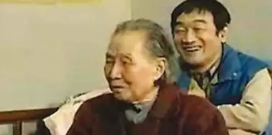 988属龙命苦婚姻，1988年大林木命婚姻"