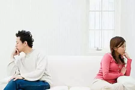 2、怎么才能知道自己婚姻到没到:两个人的婚姻没有话说怎么办？