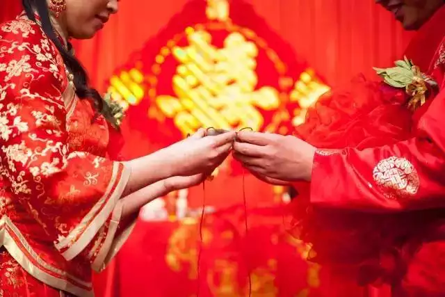 2、各位夫妻看看你们婚配吗:求看看八字婚配合适吗？我们已经结婚了。