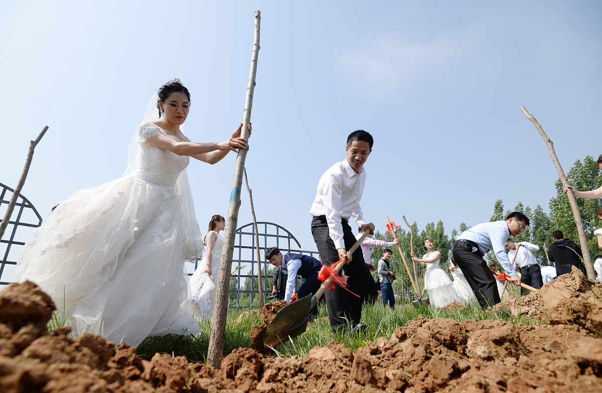 4、属马的人晚婚:年属马属马人的婚姻及命运线