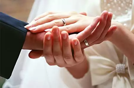 2、年属马的婚姻状况怎么样:结婚和生肖有什么关系吗？我属马？