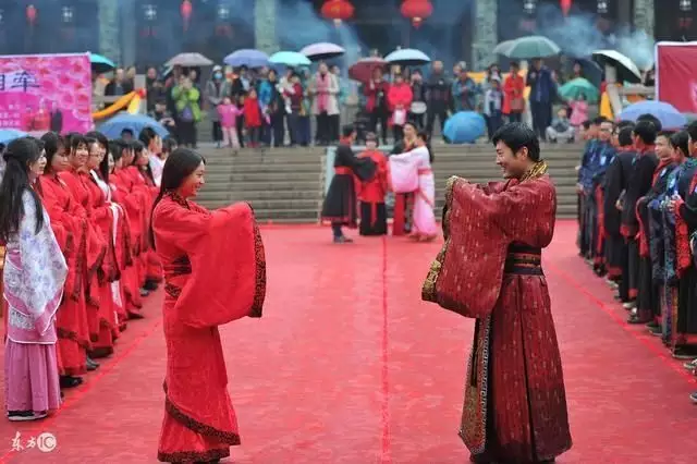 1、如何测自己的婚姻是否顺利:算婚姻不是很顺利的，去帮帮测可以测下吗？