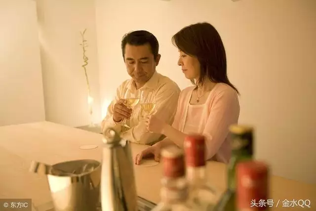 2、二婚的男人还会离婚吗:结婚之后，发现丈夫是二婚，你会选择离婚吗？