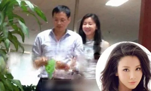 1、结婚证怎么看是不是二婚:初婚和二婚的结婚证字号有什么不同，能看出是二婚吗