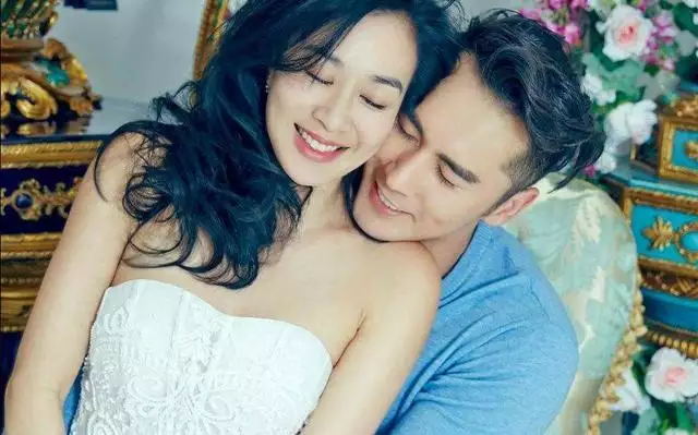 1、嫁给带男孩的二婚男会幸福吗:二婚找个带儿子的男人会幸福吗