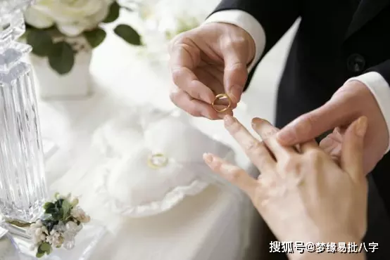 2、夫妻怎么才能合财:夫妻间钱财怎么管理比较好