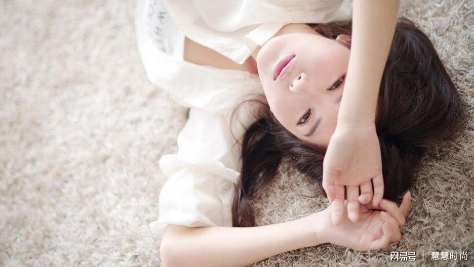 2、为什么男人可以有外遇？家里有老婆，外面有情人，但还要在找别的女人搞？为什么呢？