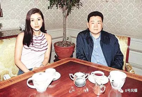 2、婚姻三人行小三最痛苦吗:分析原配和小三，谁更痛苦