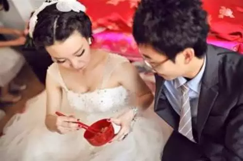 9、中等婚姻是什么婚姻:中等婚姻是什么意思