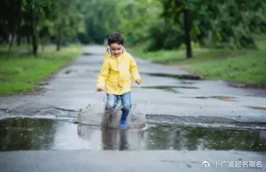 1、牛宝宝男孩几点出生好:男孩什么时辰出生好