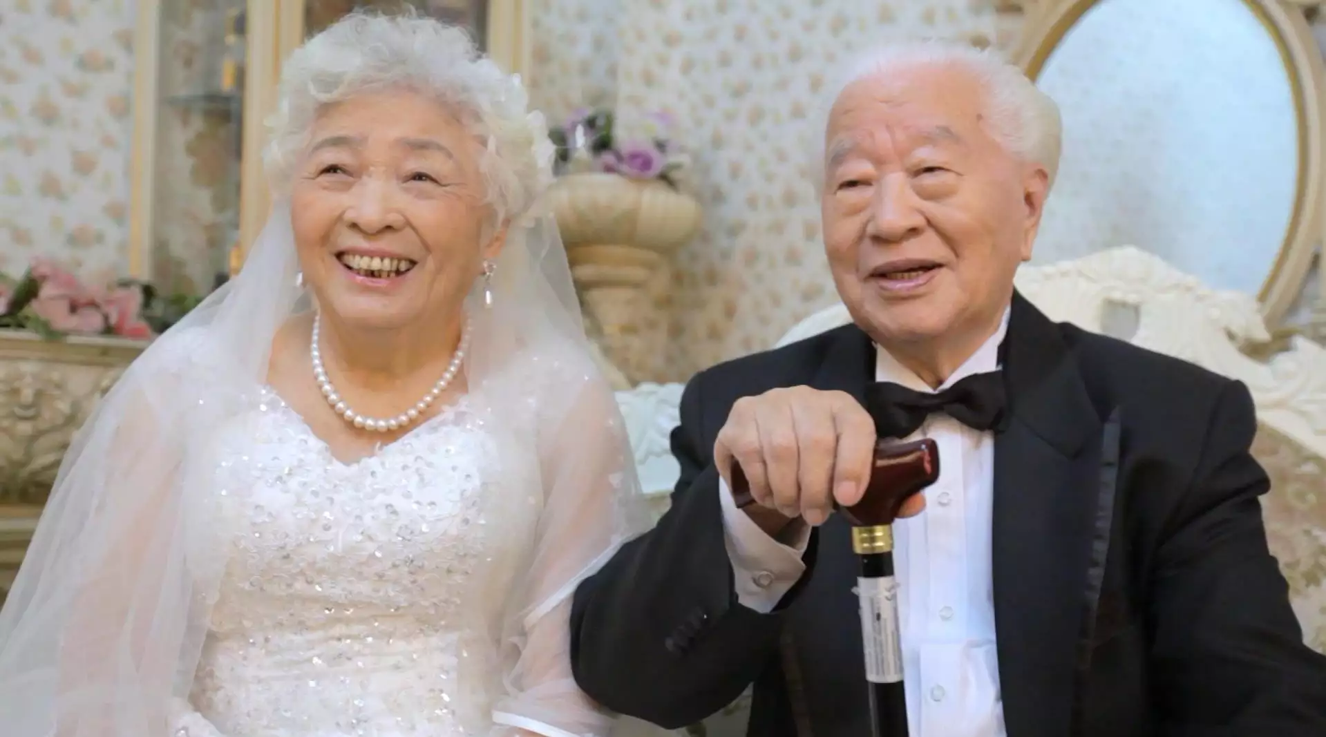 2、70年男和75年女婚配吗:70年男和75年女结婚好吗？