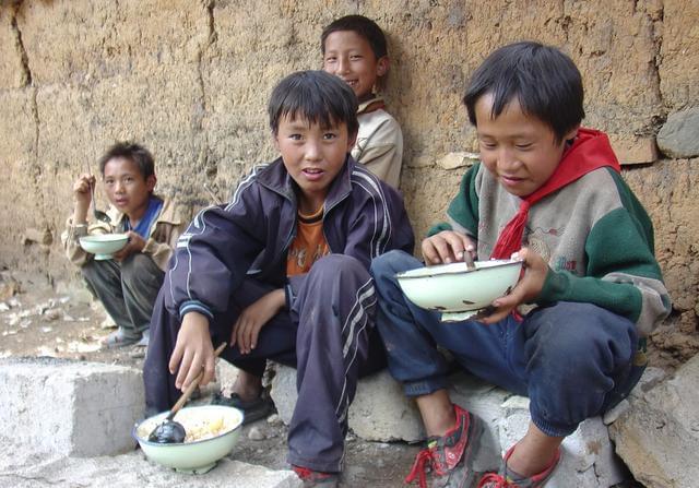 2、中国哪个省最贫困?:中国那里最贫穷