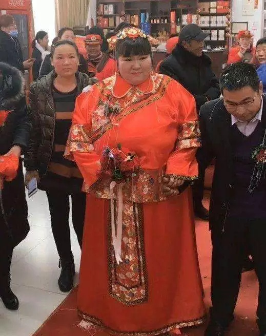 鼠和虎结婚伴娘属相忌讳：如果男女方一个属相,结婚好吗