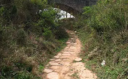 大驿土和大驿土命相配好吗：大驿土命和火炉火命在一起好吗