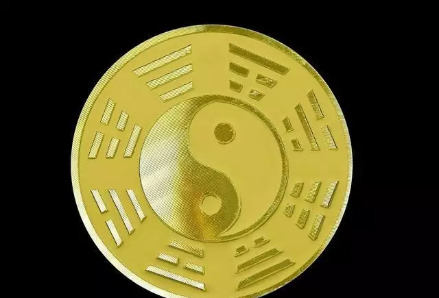 年金命的人五行中缺什么：年五行属土还是金