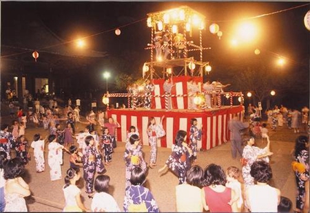 2019年七月十四鬼节前一天祭祀好吗,中元节几点不能出门？(图文)