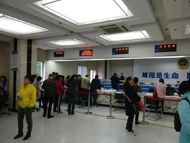 八字看你适合什么车神巴巴