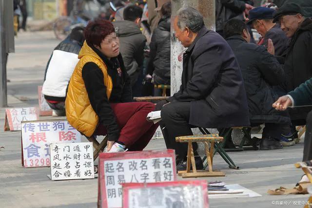 属鸡十月初一生八字怎样