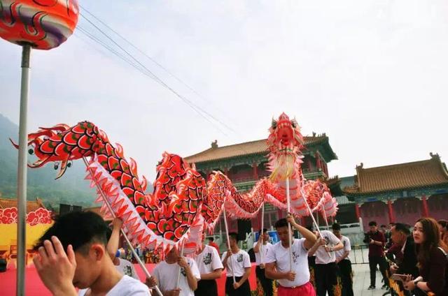 黄大仙免费算命瓷都