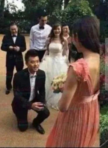 大龄未婚女明星八字