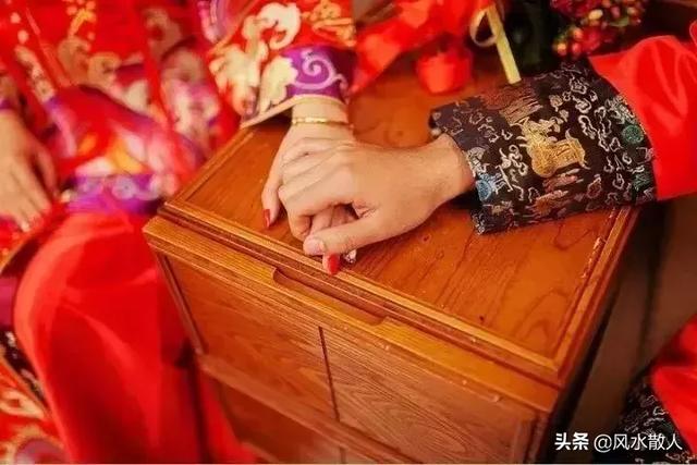 八字日柱看女命的婚姻