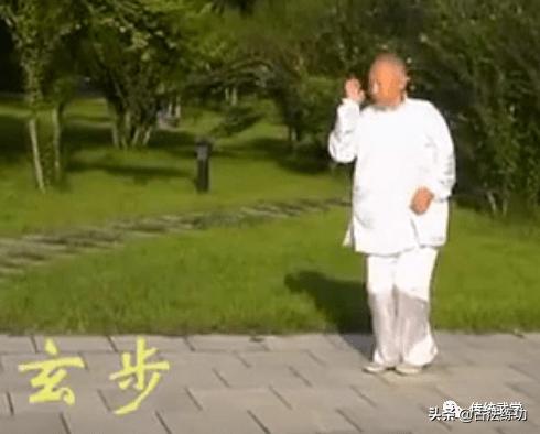 八字里坐下什么意思