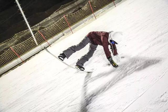 滑雪正八字减速倒八字爬坡