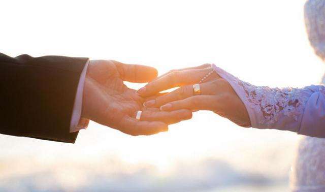 关于动婚与结婚时间八字预测的信息